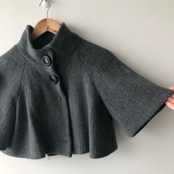 Gossip Girl Inspired Grey Wool Cropped Cloak - Picture 3 of 7